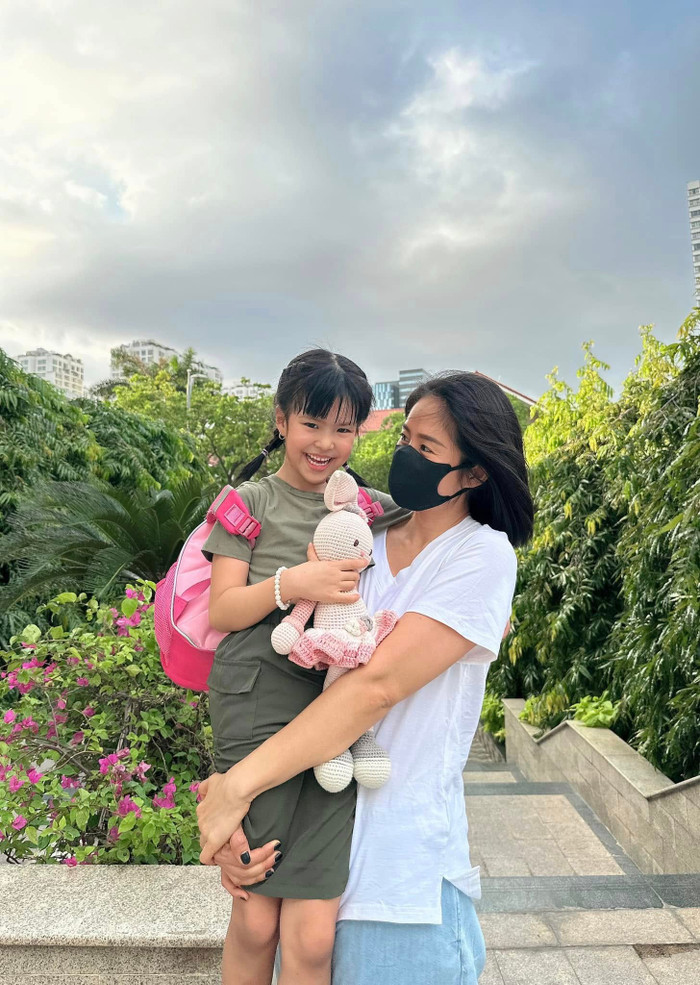 Bức ảnh gây bàn tán của con Lê Phương Ảnh 3