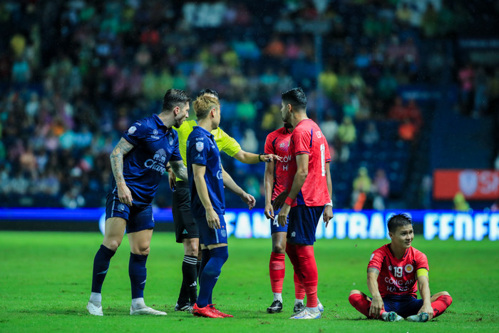 Trận chung kết lượt về giữa CLB Buiram và CLB CAHN diễn ra hấp dẫn nhưng nhiều tranh cãi. Ảnh: CLB CAHN