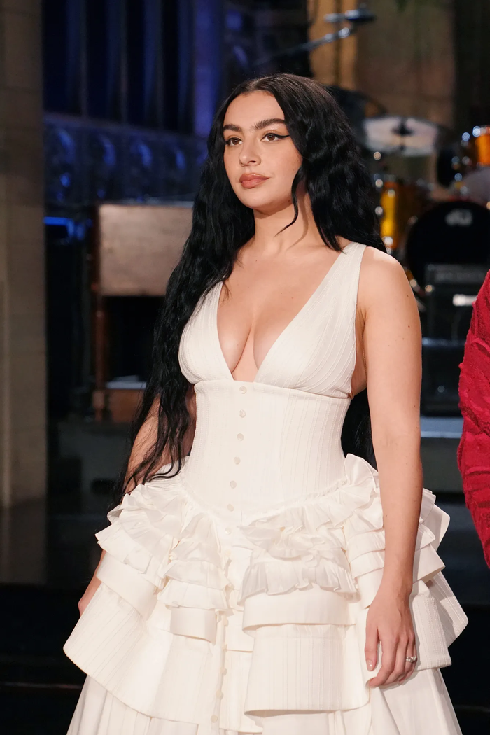 Charli XCX sau thành công của Brat: 'Album tiếp theo có thể là một thất bại' Ảnh 4