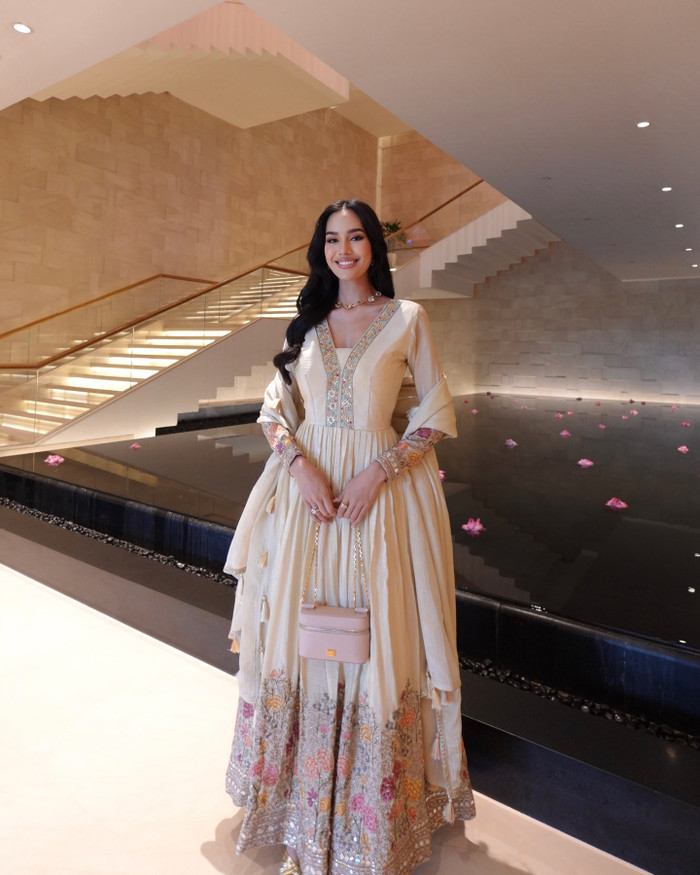 Với việc chọn lựa thí sinh theo châu lục, đại diện Thái Lan - Opal Suchata sẽ là đối thủ đáng gờm trong việc cạnh tranh vé 'intop' tại Miss World 2025. (Ảnh: FBNV) Với việc chọn lựa thí sinh theo châu lục, đại diện Thái Lan - Opal Suchata sẽ là đối thủ đáng gờm trong việc cạnh tranh vé 'intop' tại Miss World 2025. (Ảnh: FBNV)