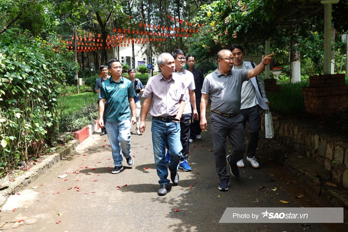 Nghĩa tình HLV Park Hang Seo dành cho bầu Đức Ảnh 7