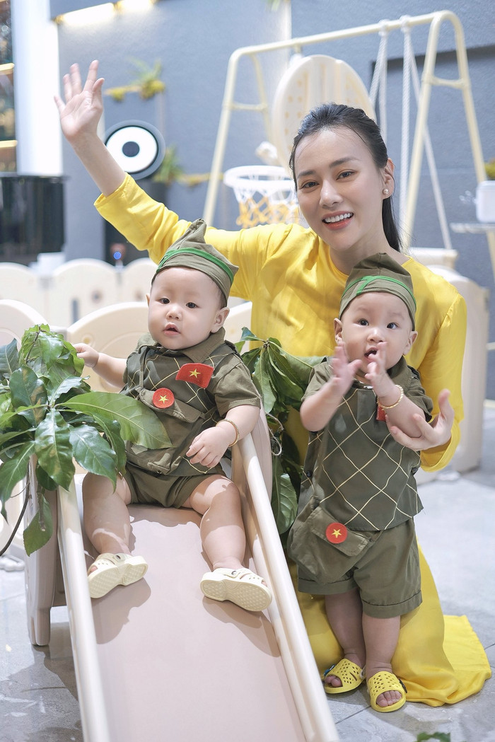 Nữ diễn viên cũng dần lui về hậu trường, dành nhiều thời gian cho gia đình nhưng vẫn giữ sức hút mạnh mẽ mỗi khi xuất hiện trước công chúng. (Ảnh: Đỗ Phương Oanh)