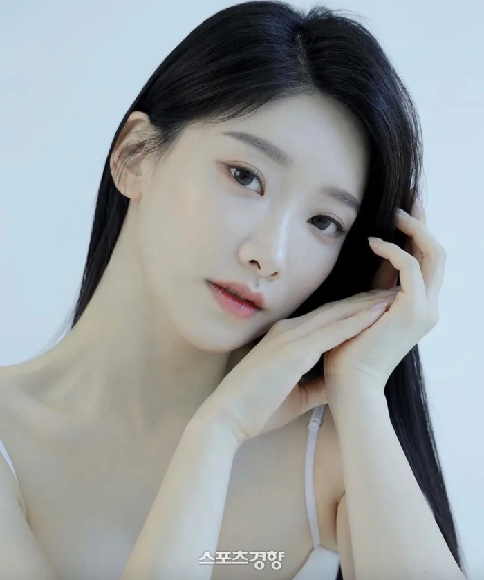 Diễn viên Jeong Min Hee phủ nhận về tin đồn tống tiền cầu thủ Son Heung Min. Ảnh: Sports Kyunghyang