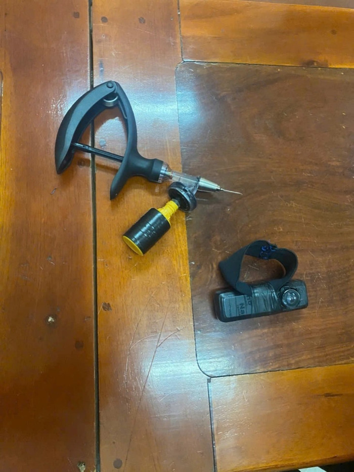 Tang vật của vụ việc. Ảnh: Tuổi Trẻ Online