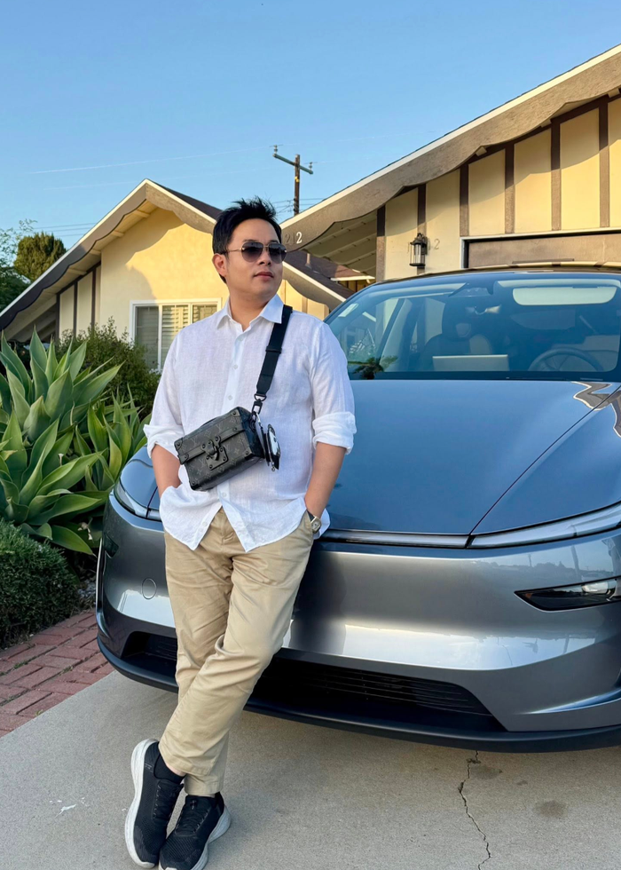 Showbiz 24h: Hình ảnh mới nhất của Quang Lê. Ảnh: FBNV