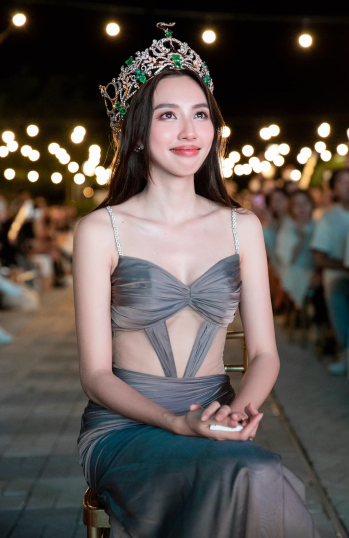 Thùy Tiên đánh mất sự nghiệp và hình ảnh đã dày công xây dựng suốt nhiều năm khi vướng vào ồn ào kẹo rau củ Kera. (Ảnh: FBNV)