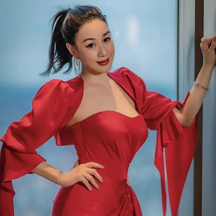 Nữ diễn viên từng trải qua 2 lần đổ vỡ hôn nhân. (Ảnh Sina)