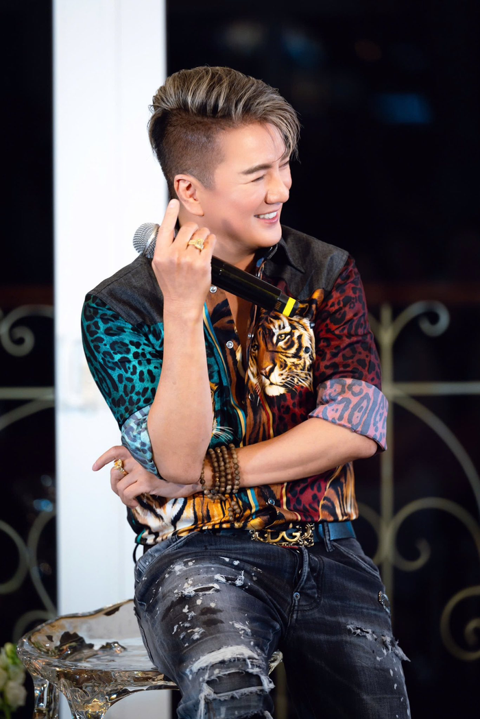 Đàm Vĩnh Hưng lần đầu lên tiếng chuyện mất bản 'hit' Xin Lỗi Tình Yêu.