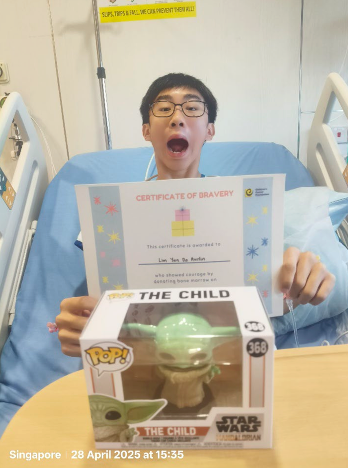 Cậu bé Austin hiến tủy cứu em gái bị ung thư (Ảnh: Children's Cancer Foundation).