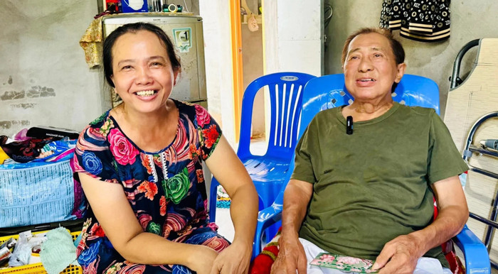 Nam nghệ sĩ may mắn được một người phụ nữ cưu mang, chăm sóc khi đổ bệnh. (Ảnh sưu tầm)