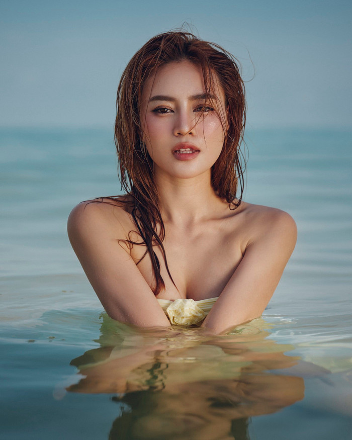 Xây dựng thói quen ăn uống và tập luyện khắt khe giúp Ninh Dương Lan Ngọc ngày càng 'lên hương' sắc vóc dù đã ngót nghét 35 tuổi. (Ảnh: FBNV)