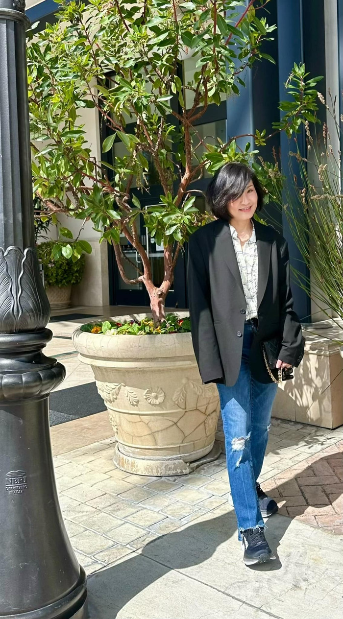 Gần đây, Hồng Đào còn vướng tin đồn bí mật đám cưới. Tuy nhiên, cô đã phủ nhận thông tin này. (Ảnh FBNV)