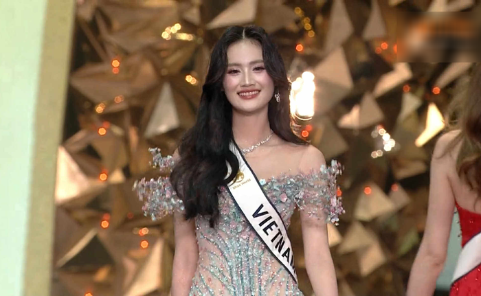 Trực tiếp Miss World 2025: Hoa hậu Ý Nhi đẹp rực rỡ ở phần mở màn Ảnh 4