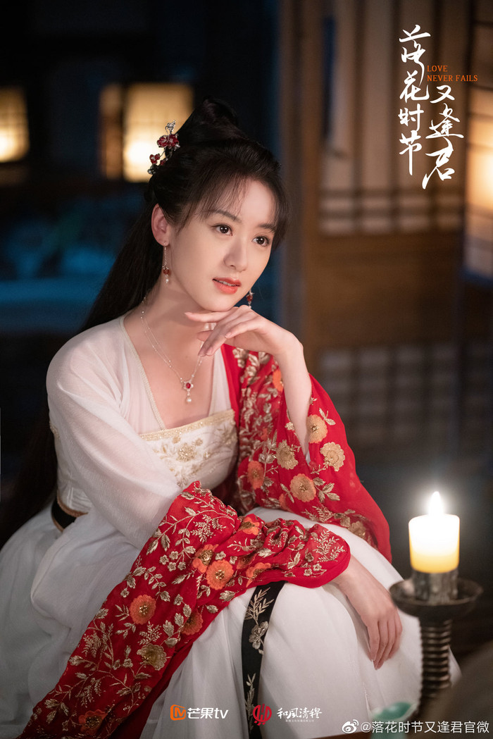 Viên Băng Nghiên đã phải bồi thường khoản tiền không nhỏ cho Mùa Hoa Rơi Gặp Lại Chàng. (Ảnh: Weibo)