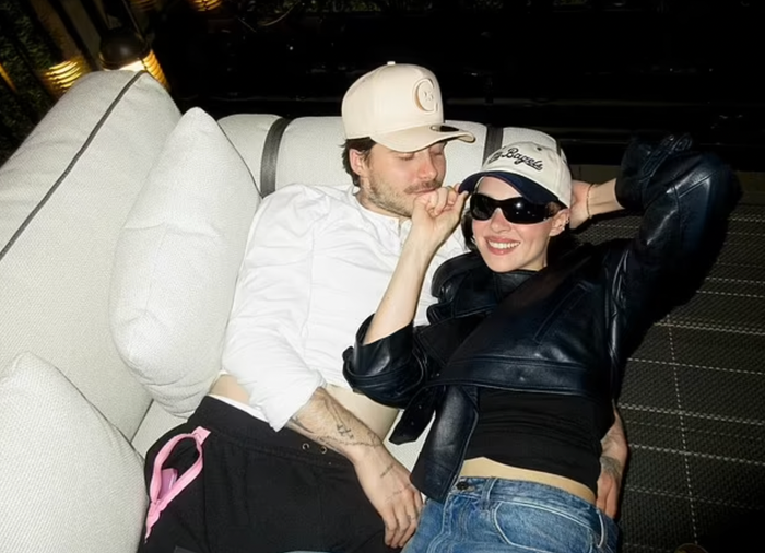 Vợ chồng Brooklyn Beckham và Nicola Peltz tiếp tục vắng mặt. (Ảnh: Daily Mail)