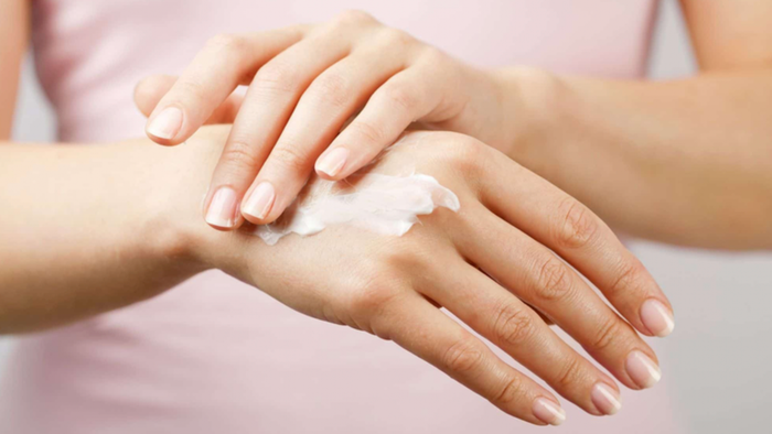 Trang điểm với kem nâng tông: Bí mật phụ nữ cần biết! Ảnh 3