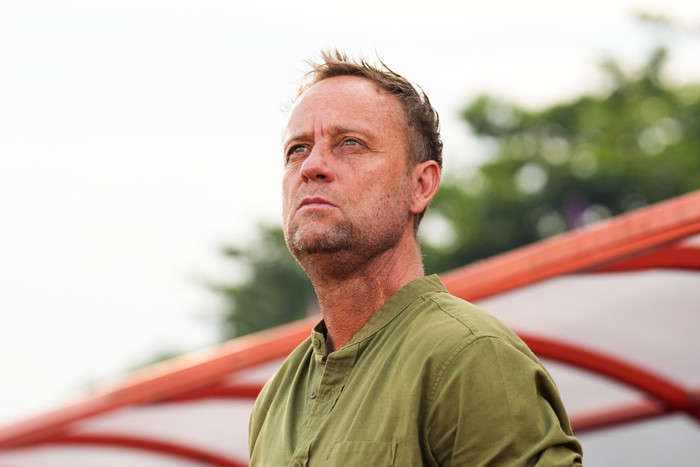 HLV Polking quá xuất sắc khi CAHN thắng đậm Quảng Nam. Ảnh: CLB CAHN