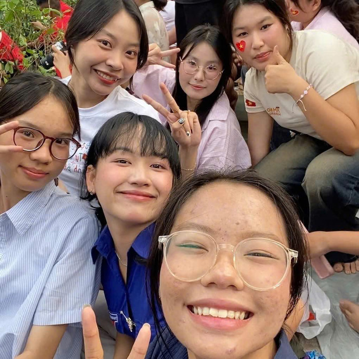 Chân dung các nữ sinh viên nhận bằng khen của Giám đốc ĐHQG TP.HCM.