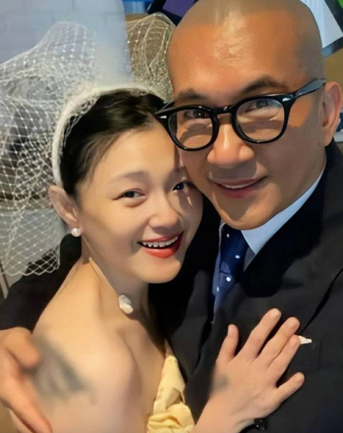 Koo Jun Yup luôn hết mực cưng chiều, yêu thương Từ Hy Viên trong thời gian về chung một nhà. Ảnh: Sưu tầm