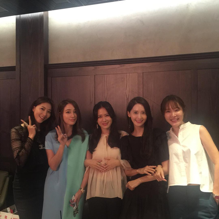 Khổ sở nuôi con bị thiểu năng, sao Hàn đình đám khao khát tái hôn Ảnh 5