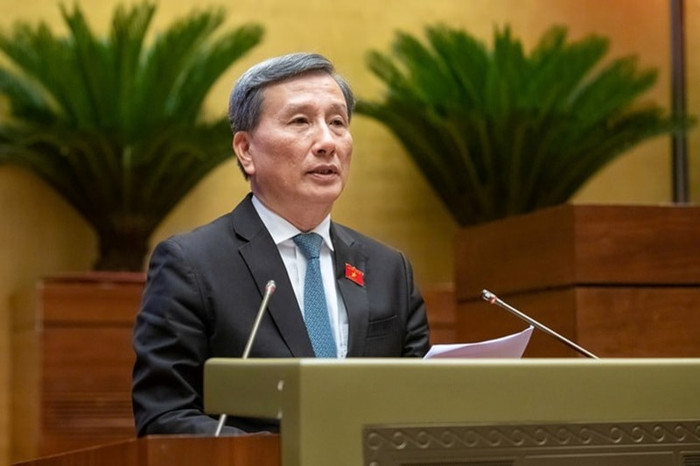 Chủ nhiệm Ủy ban Khoa học, Công nghệ và Môi trường của Quốc hội - Lê Quang Huy đại diện Ủy ban Thường vụ Quốc hội trình bày về nội dung giải trình, tiếp thu, chỉnh lý Dự thảo Luật Hóa chất (sửa đổi)