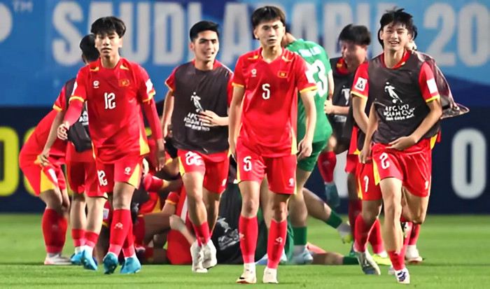 Theo thông tin của Saostar, U16 Việt Nam đã được VFF thưởng lớn khi vừa đánh bại Saudi Arabia. Ảnh: AFC