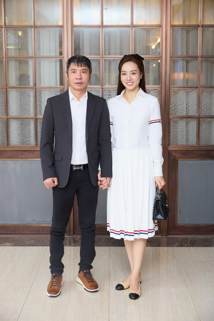 NSND Công Lý và vợ kém 15 tuổi - Ngọc Hà. (Ảnh: FBNV)