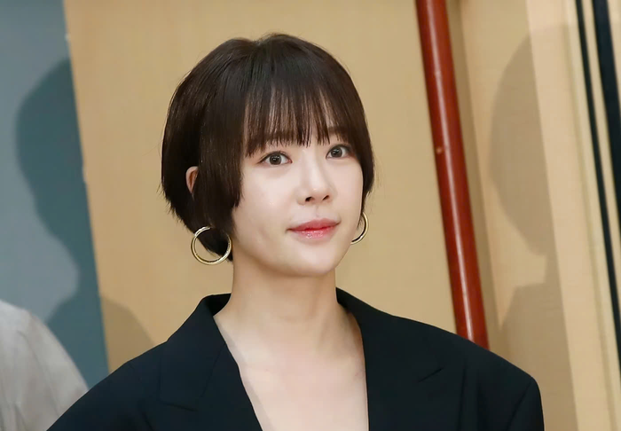 Hwang Jung Eum bị cáo buộc biển thủ 4,3 tỷ won từ công ty. (Ảnh: News1)