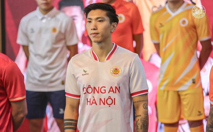 Hậu vệ Đoàn Văn Hậu đã phát đi nhiều tín hiệu tích cực cho việc sắp trở lại thi đấu. Ảnh: CLB CAHN