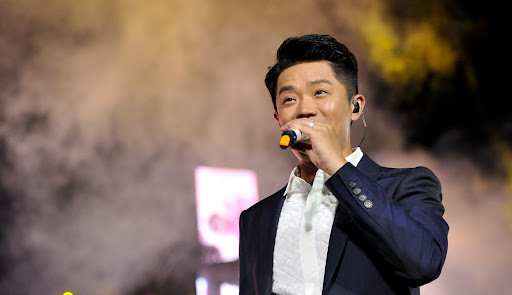 Nam ca sĩ bị cấm sóng, toàn bộ show diễn bị hủy đến hết năm Ảnh 1