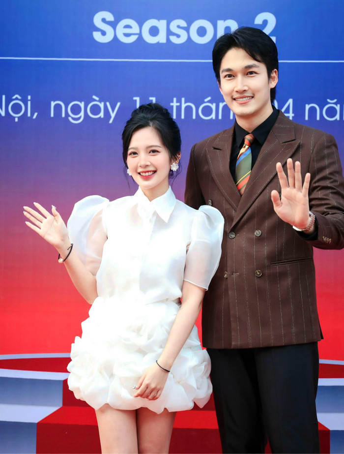 Vợ chồng Đình Tú đã nhận được nhiều lời chúc tốt đẹp từ đồng nghiệp, khán giả. Ảnh: FBNV