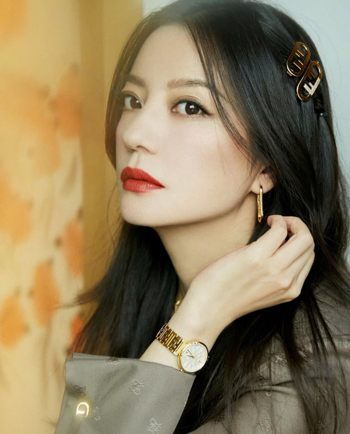 Những năm qua, Triệu Vy không tham gia hoạt động nghệ thuật và ít xuất hiện trước công chúng, vướng nghi vấn bị 'phong sát ngầm'. (Ảnh: Instagram vicki_zhaowei)