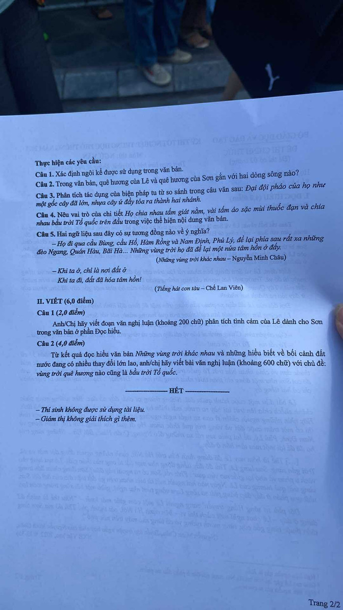 Đề thi môn Ngữ Văn năm nay. Ảnh: Phương Thuỳ