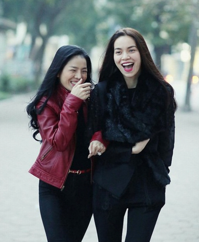 Lệ Quyên và Hồ Ngọc Hà có nhiều năm đồng hành, gắn bó trong công việc lẫn cuộc sống. (Ảnh: Sưu tầm)