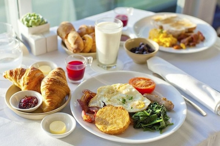 Bữa sáng đóng vai trò vô cùng quan trọng. (Ảnh minh hoạ)