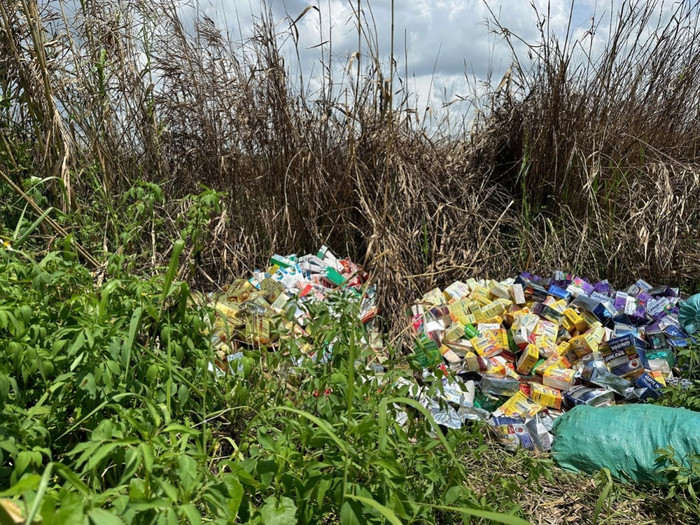 Sau khi tiếp nhận tin báo, chính quyền xã đã huy động lực lượng công an đến hiện trường kiểm tra, phong tỏa khu vực. Ảnh: VOV