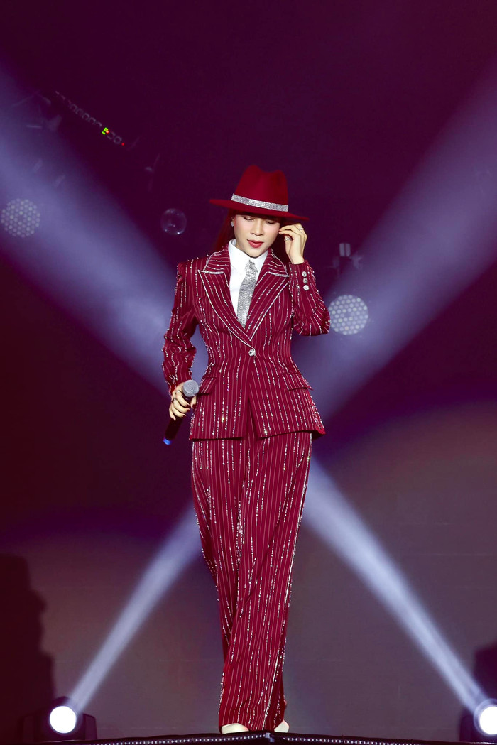 Nức lòng hành động của Mỹ Tâm với khán giả đặc biệt Ảnh 6