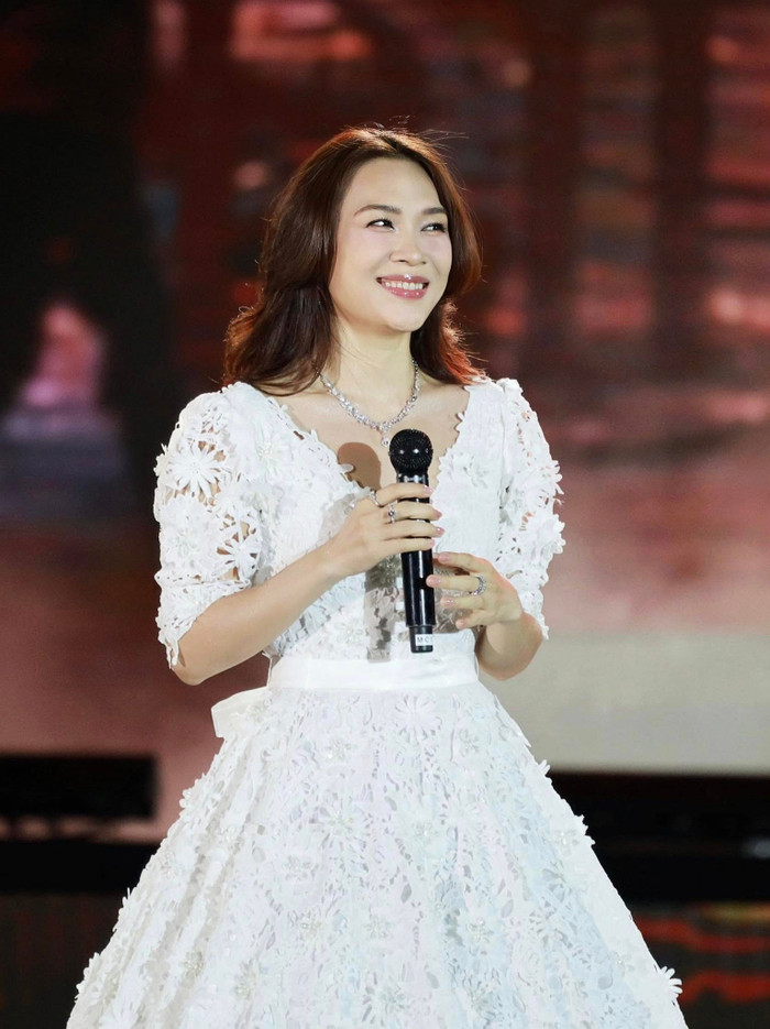 Nức lòng hành động của Mỹ Tâm với khán giả đặc biệt Ảnh 5