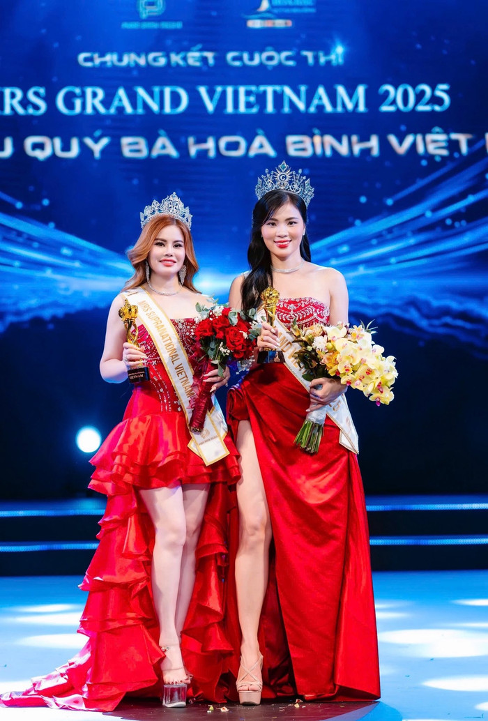 Hoa hậu Nguyễn Thị Thưa và Á hậu 1 Nguyễn Thị Huyên. (Ảnh: FB cuộc thi)