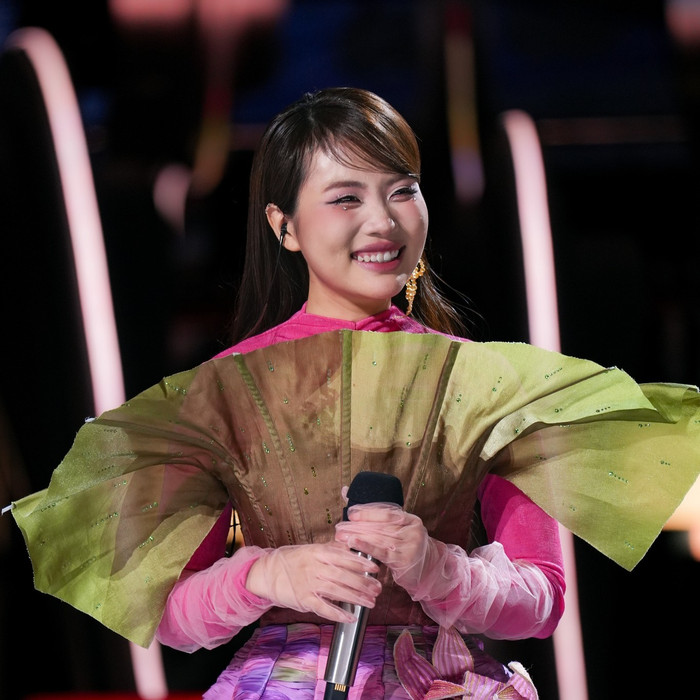 Bất ngờ lớn từ Phương Mỹ Chi trước 1 ngày bán kết Sing! Asia Ảnh 4