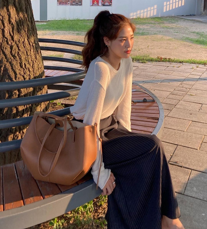 Người phụ nữ thường xuyên tiết kiệm 70% thu nhập hàng tháng. Ảnh mịnh hoạ