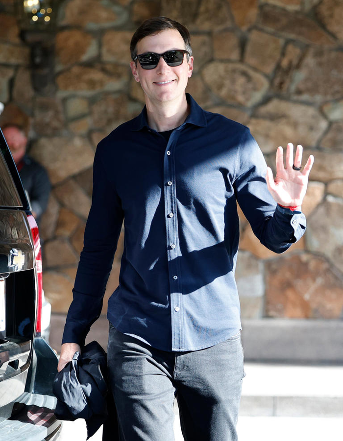 Chồng của cô - tỷ phú người Do Thái Jared Kushner cũng xuất hiện tại đây. (Ảnh: Daily Mail)