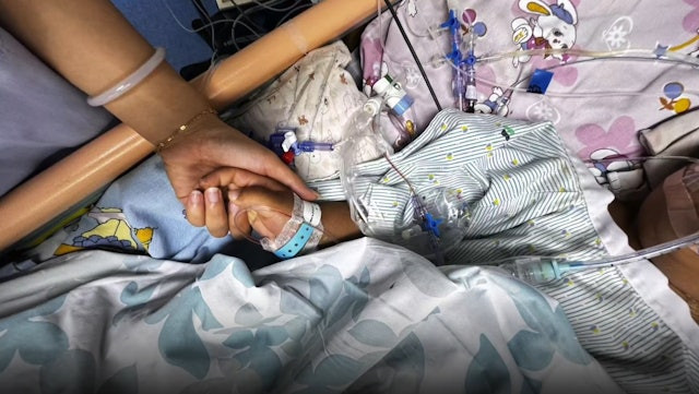 Bé trai 3 tuổi chết não sau 10 ngày mổ amidan Ảnh 3