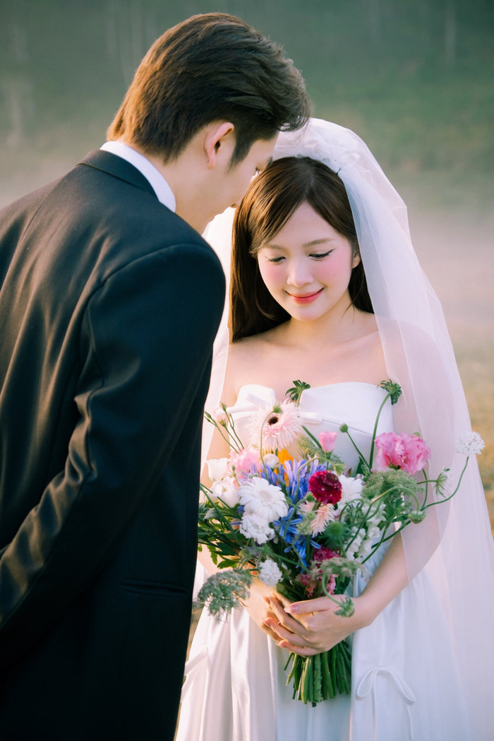 Nhan sắc trong trẻo, dịu dàng của cô dâu Ngọc Huyền nhận được nhiều lời khen từ khán giả. (Ảnh FBNV)