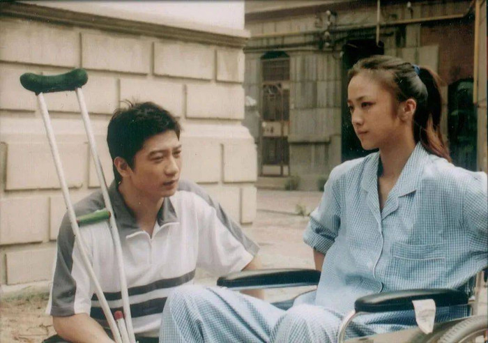 Chấp nhận đóng Sắc Giới, Thang Duy cũng mất luôn bạn trai. (Ảnh: Baidu)