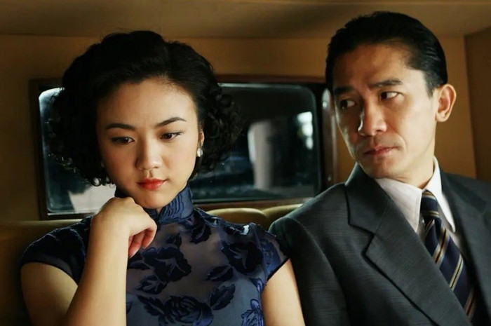 Sắc Giới đem đến cho nữ diễn viên danh tiếng cùng lệnh phong sát. (Ảnh: Baidu)