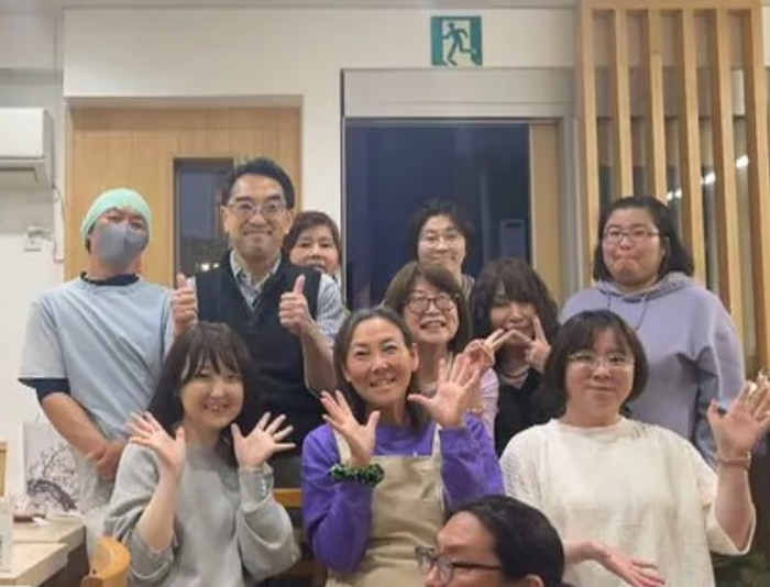 Mắc ung thư giai đoạn cuối, người phụ nữ tạo công việc cho người khuyết tật gây ấm lòng Ảnh 3