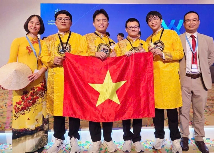 Đội tuyển Việt Nam giành 4 Huy chương vàng tại Olympic hóa học quốc tế được tổ chức trực tiếp. Ảnh: MOET