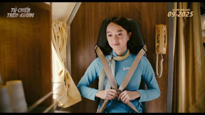 Trang phục trong video trùng khớp với phục trang của Kaity trong teaser