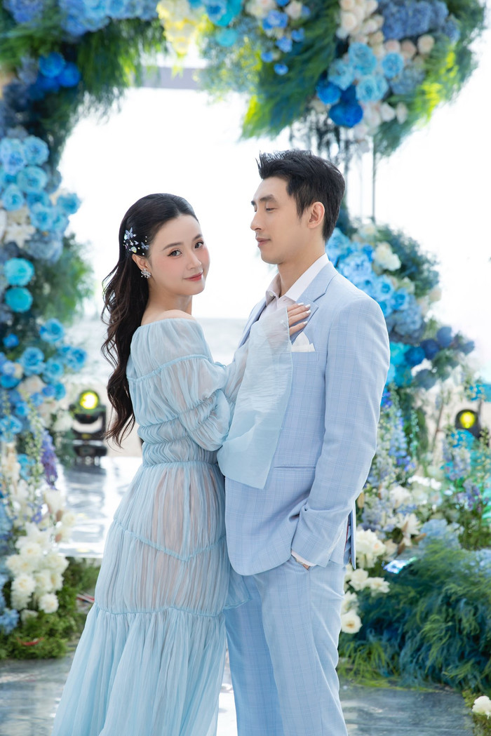 Buổi lễ kỉ niệm 1 năm ngày cưới gây sốt của cặp đôi Midu và Minh Đạt. Ảnh: FBNV
